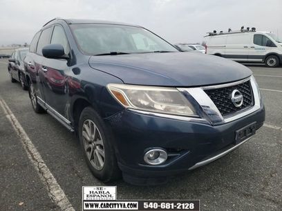 Used 2015 Nissan Pathfinder SL w/ SL Premium Package