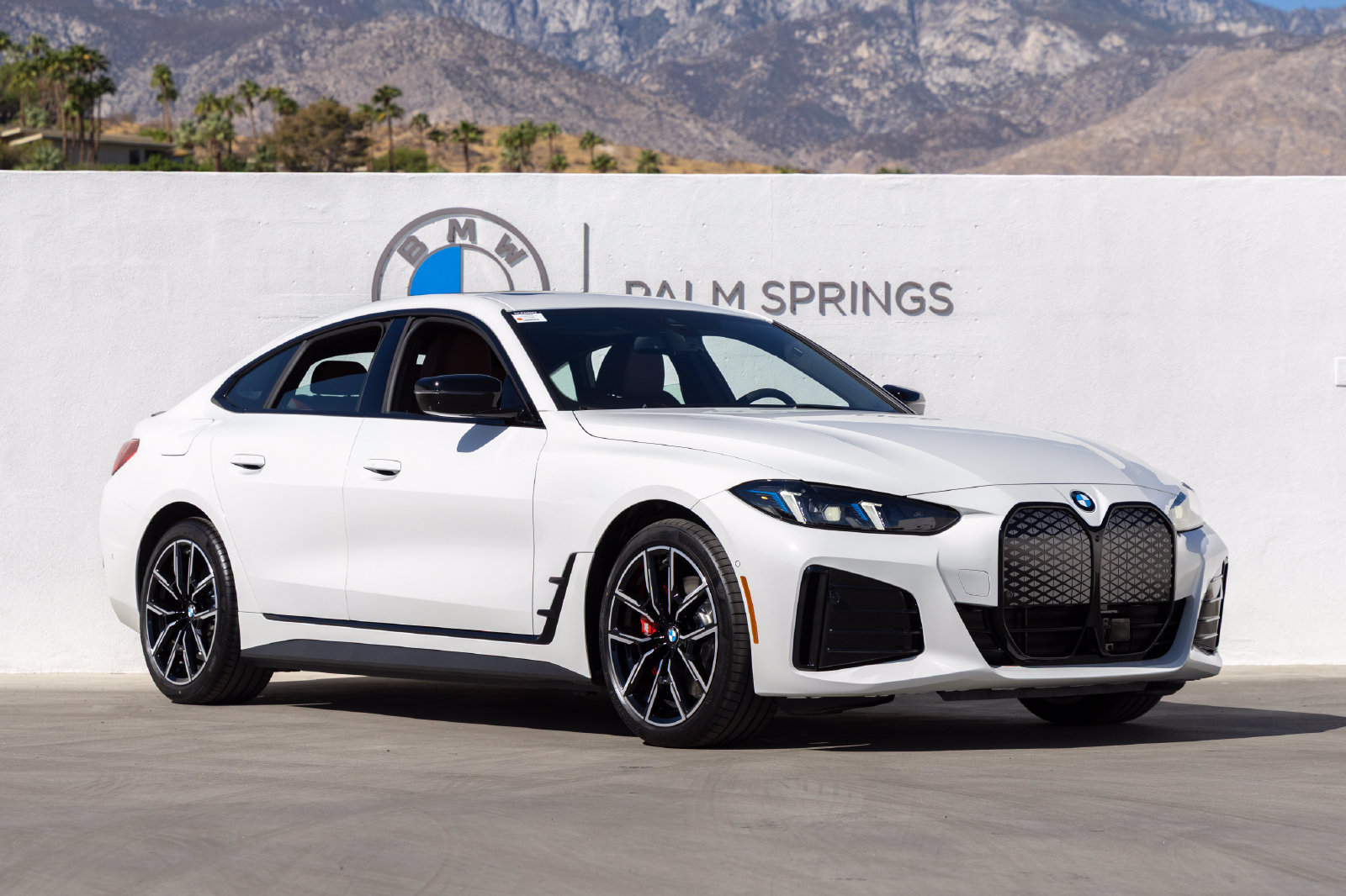 New 2026 BMW i4 eDrive40 w/ M Sport Package RWD image 2