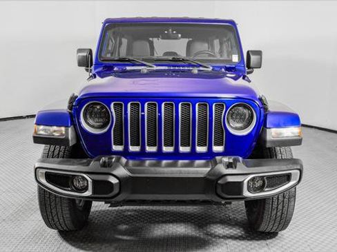 Used 2020 Jeep Wrangler Unlimited Sahara image 12