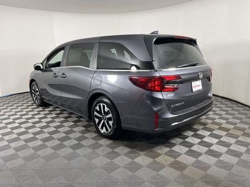 Used 2025 Honda Odyssey EX-L image 17