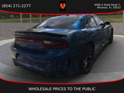 Used 2023 Dodge Charger R/T w/ Blacktop Package RWD image 4