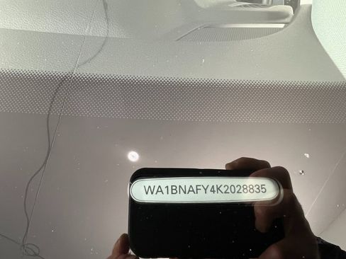 Used 2019 Audi Q5 2.0T Premium Plus w/ Premium Plus Package image 32