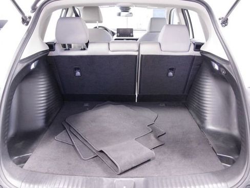 Certified 2023 Honda HR-V LX image 22