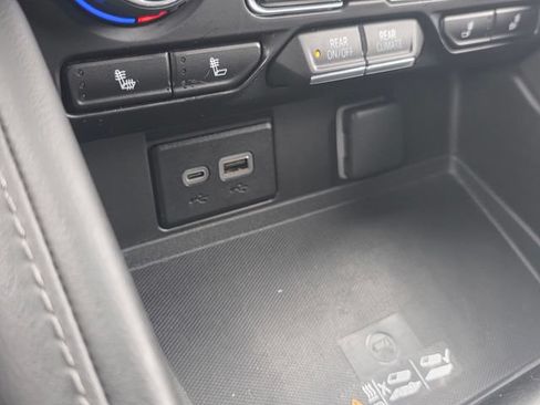 Used 2024 Chevrolet Tahoe LT RWD image 31