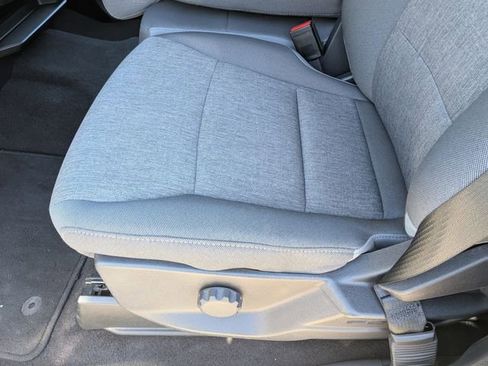 Used 2025 Ford F150 XLT image 23
