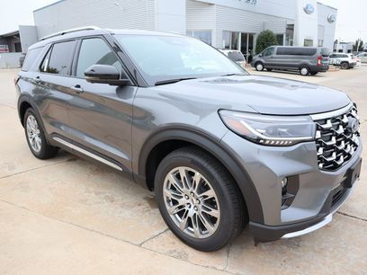 New 2025 Ford Explorer Platinum