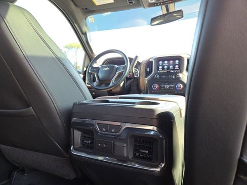 Used 2023 Chevrolet Silverado 2500 High Country image 30