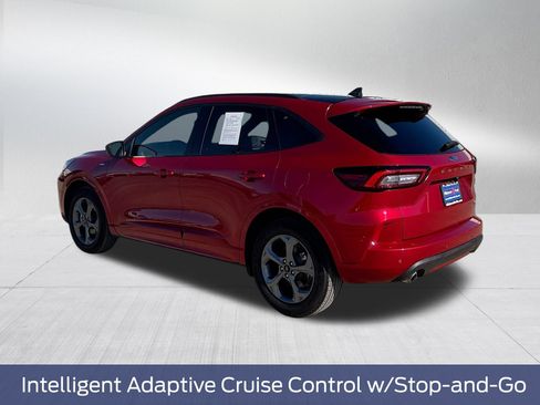 Used 2023 Ford Escape ST-Line w/ Tech Pack #1 AWD/4WD image 10