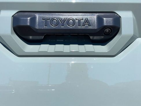 Used 2024 Toyota Tundra SR5 w/ TRD Off-Road Package AWD/4WD image 38