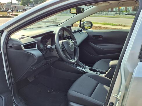 Certified 2025 Toyota Corolla LE FWD image 21