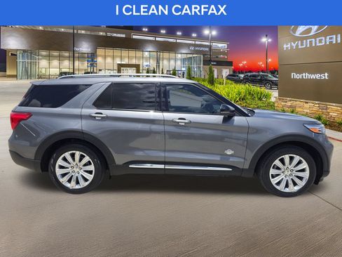 Used 2022 Ford Explorer King Ranch RWD image 6