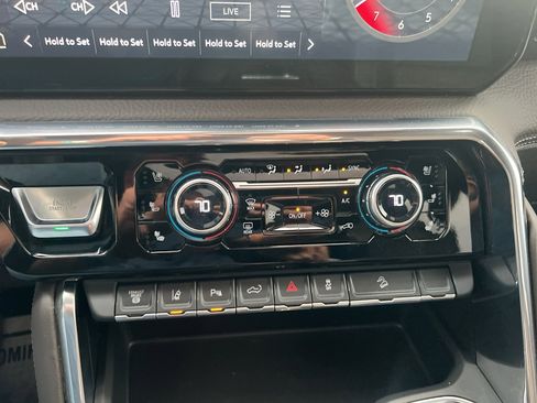 Used 2024 GMC Sierra 2500 Denali w/ Denali Reserve Package image 27