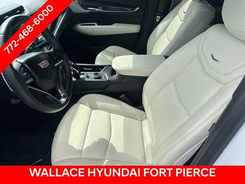 Used 2024 Cadillac XT6 Sport w/ Technology Package AWD/4WD image 19