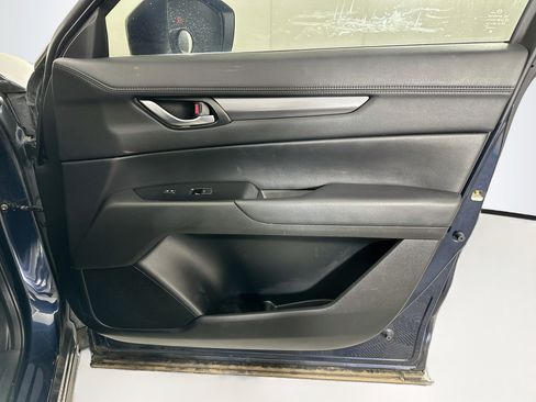 Used 2021 MAZDA CX-5 Touring FWD image 30