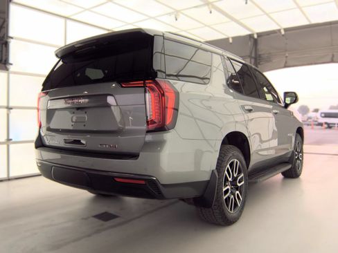 Used 2023 GMC Yukon AT4 AWD/4WD image 6