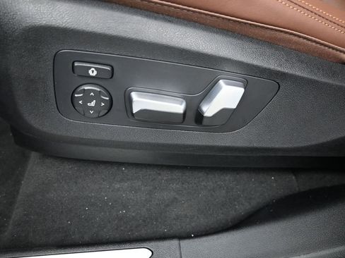 New 2026 BMW X5 sDrive40i image 15