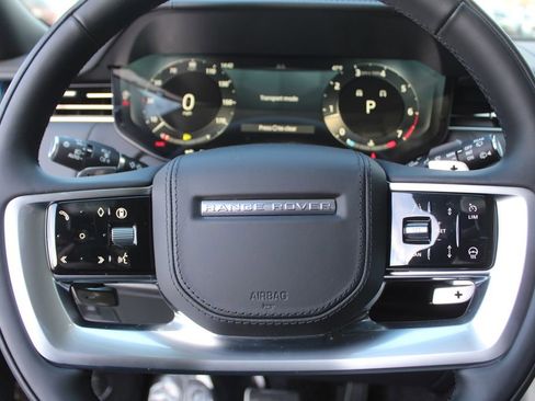 New 2026 Land Rover Range Rover Long Wheelbase SE image 14