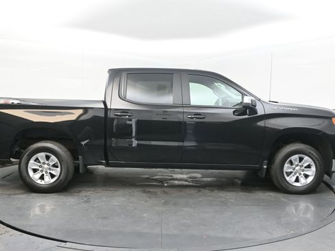 Used 2025 Chevrolet Silverado 1500 LT image 8