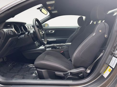 Used 2020 Ford Mustang Coupe image 6