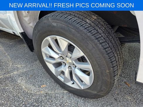 Used 2022 Chevrolet Silverado 1500 Custom RWD image 3