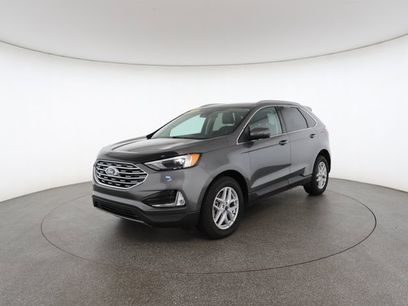 Used 2022 Ford Edge SEL w/ Convenience Package