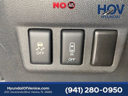 Used 2013 Nissan Titan PRO-4X AWD/4WD image 17