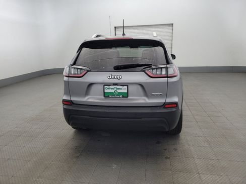 Used 2019 Jeep Cherokee Latitude Plus image 7