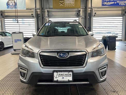 Used 2021 Subaru Forester Touring image 2