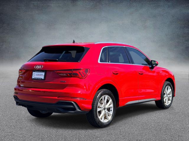 Used 2025 Audi Q3 2.0T Premium AWD/4WD image 2