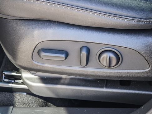 Used 2023 Buick Encore GX Preferred w/ Cold Weather Comfort Package image 19