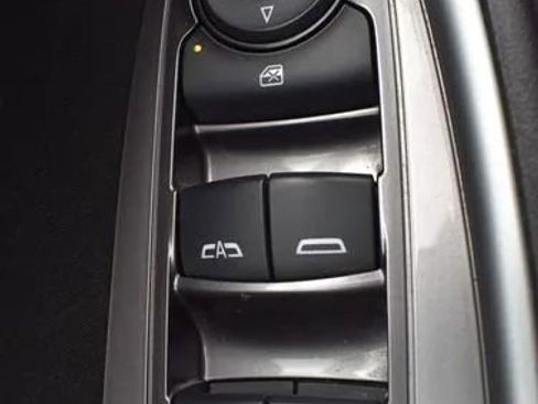 Used 2024 Chevrolet Malibu LT FWD image 20