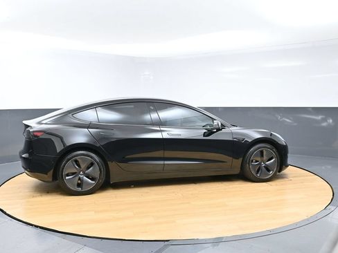 Used 2018 Tesla Model 3 Mid Range RWD image 44