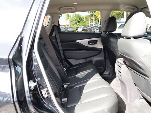 Used 2024 Nissan Murano SV w/ SV Midnight Edition Package image 34