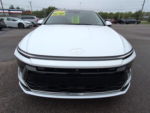 Used 2026 Hyundai Sonata Limited FWD image 11