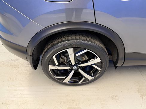 Used 2021 Nissan Rogue Sport SL w/ Premium Package image 8