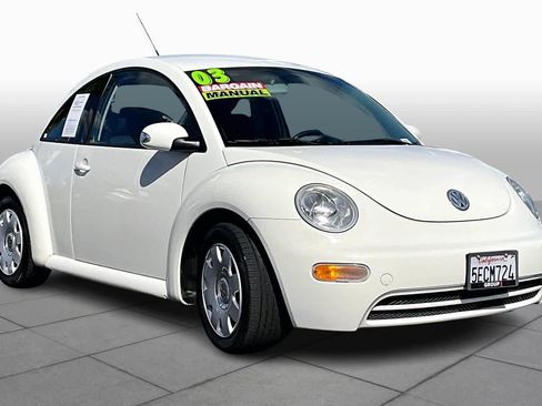 Used 2003 Volkswagen Beetle GL image 2