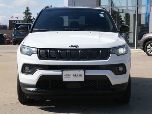 Used 2022 Jeep Compass Latitude w/ Convenience Group AWD/4WD image 2