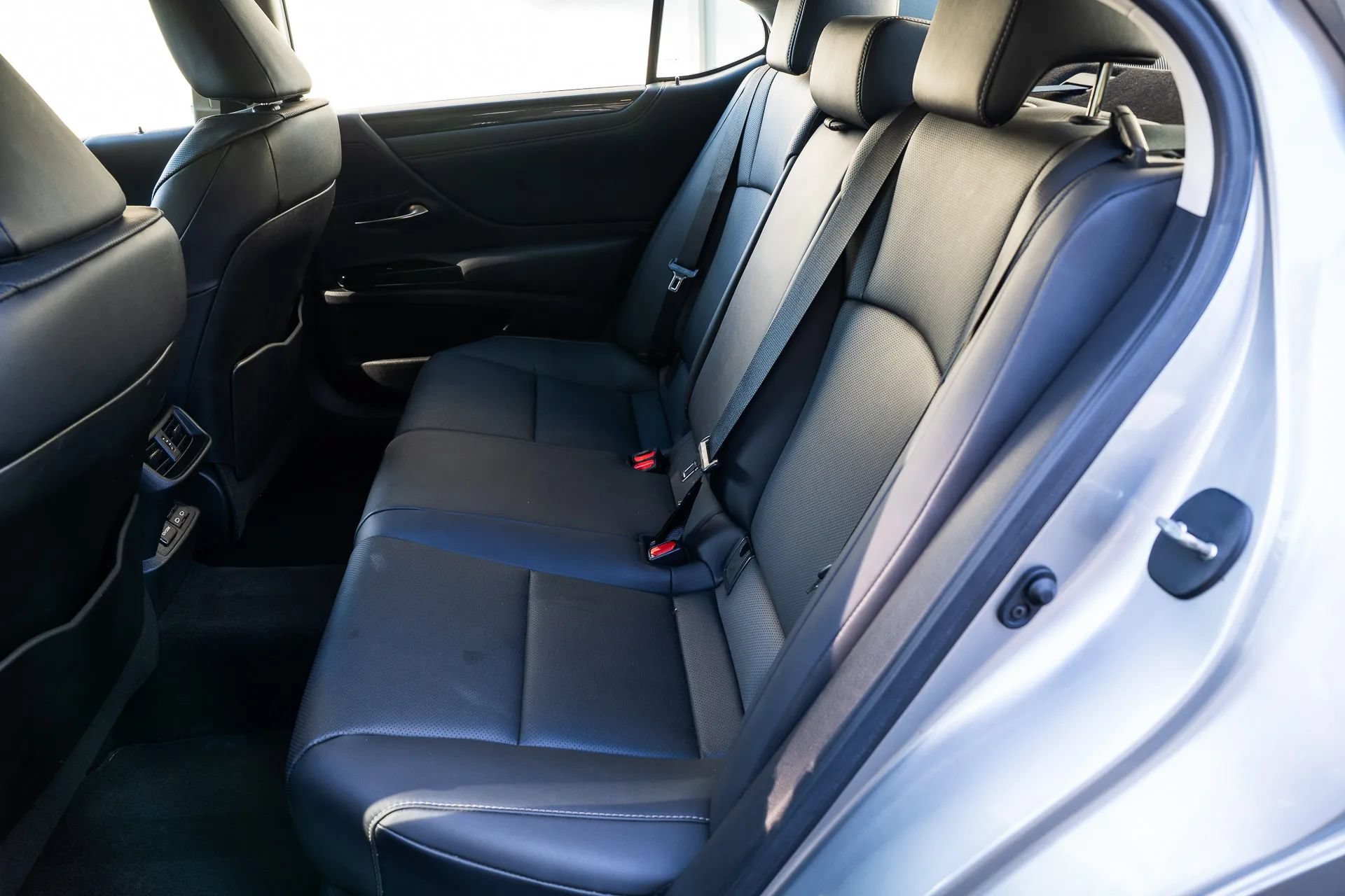 Used 2023 Lexus ES 350 FWD image 29
