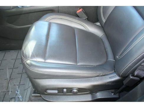 Used 2023 Chevrolet Traverse LT w/ LPO, Floor Liner Package image 21