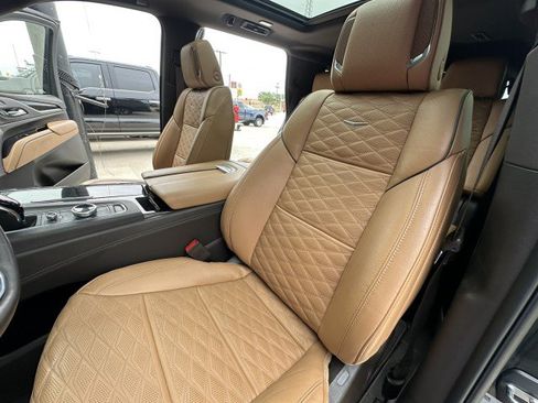 Used 2023 Cadillac Escalade Sport w/ Touring Package AWD/4WD image 14