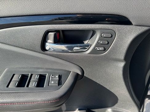 Used 2022 Honda Pilot Black Edition image 9