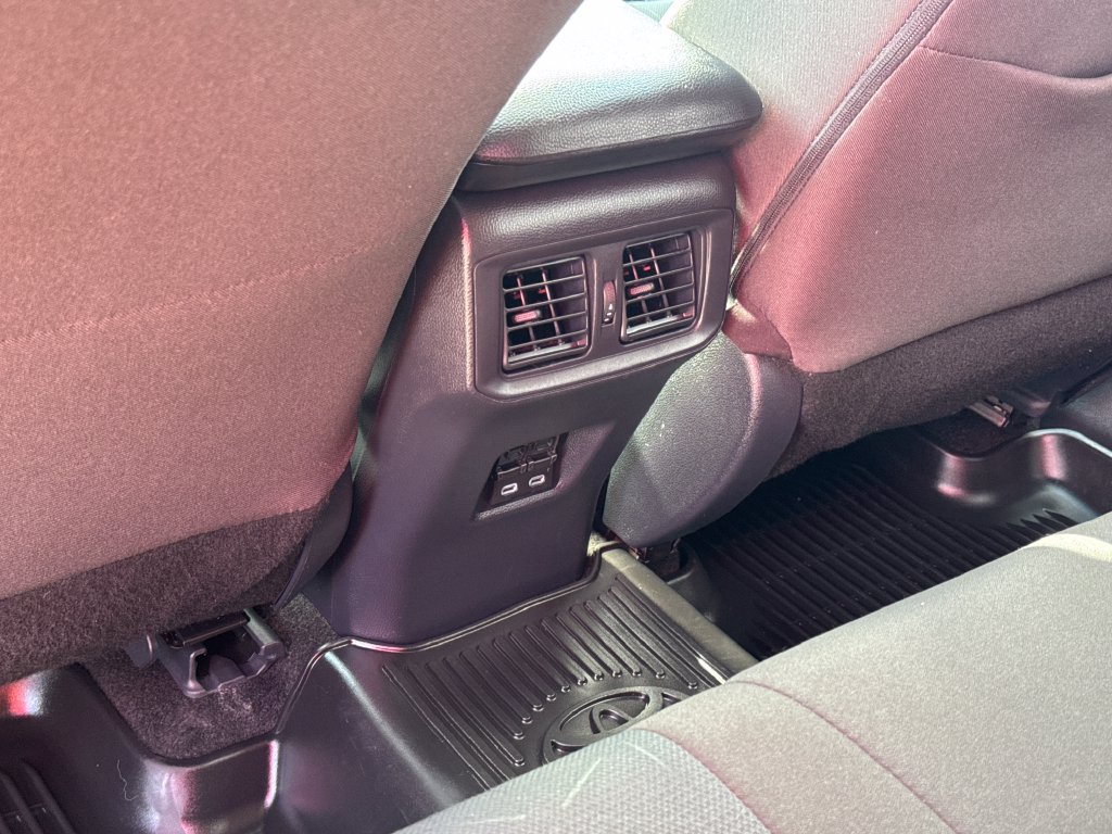 Used 2025 Toyota RAV4 XLE w/ Convenience Package AWD/4WD image 38