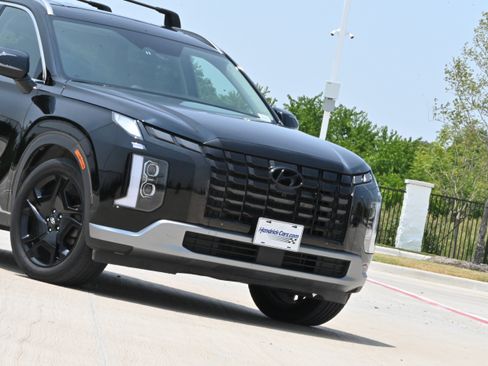 Used 2023 Hyundai Palisade Limited FWD image 36