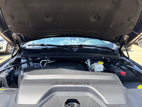 New 2026 RAM 2500 Big Horn AWD/4WD image 28