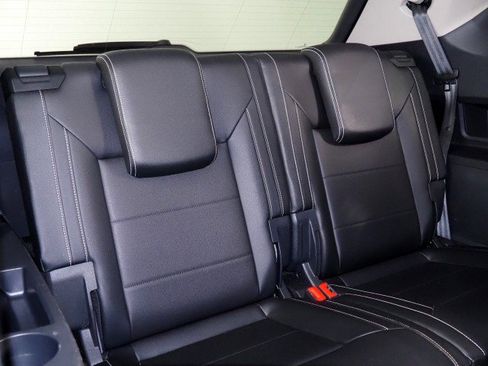 Used 2021 Volkswagen Atlas SE w/ Technology Package w/ Panoramic Sunroof Package image 52