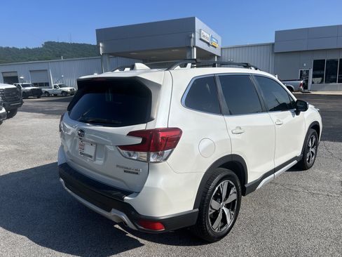 Used 2020 Subaru Forester Touring w/ Popular Package #2 AWD/4WD image 6