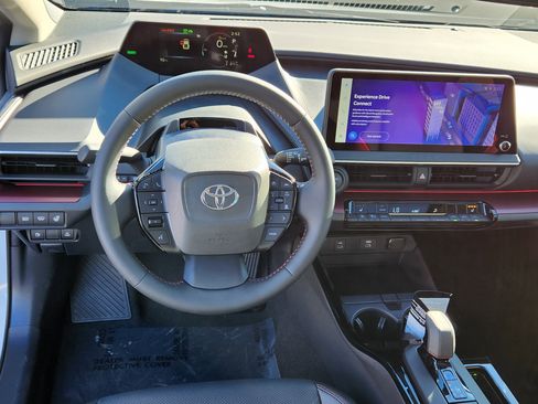 New 2026 Toyota Prius Plug-In Hybrid image 8