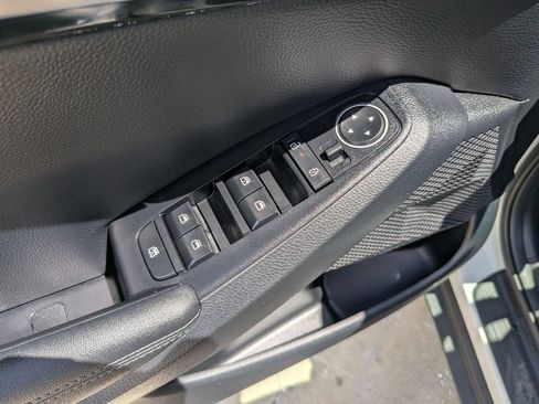 Certified 2025 Kia Seltos S AWD/4WD image 20