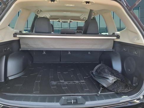 Used 2023 Subaru Forester Sport image 10