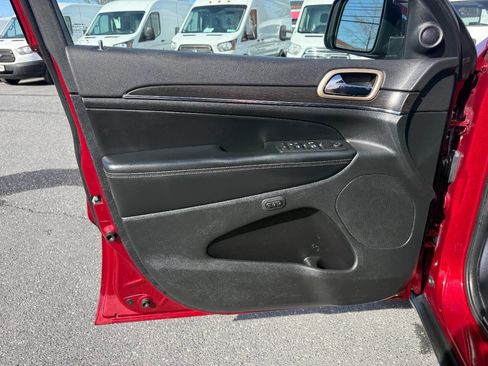 Used 2015 Jeep Grand Cherokee Limited image 11